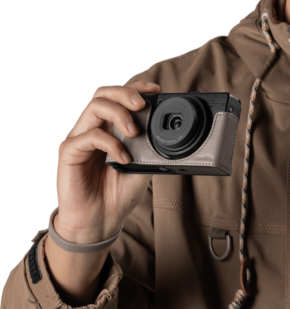 SmallRig 5677 Leather Case Kit for RICOH GR IV / GR III / GR IIIx / GR III HDF / GR IIIx HDF (Grey)