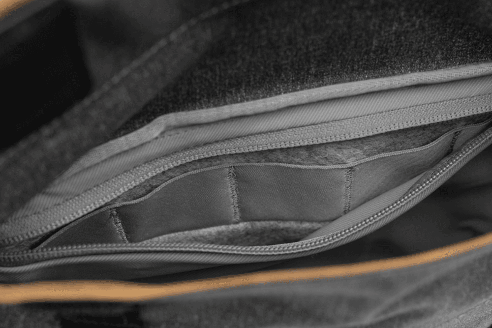 Peak Design The Field Pouch v2 // Charcoal