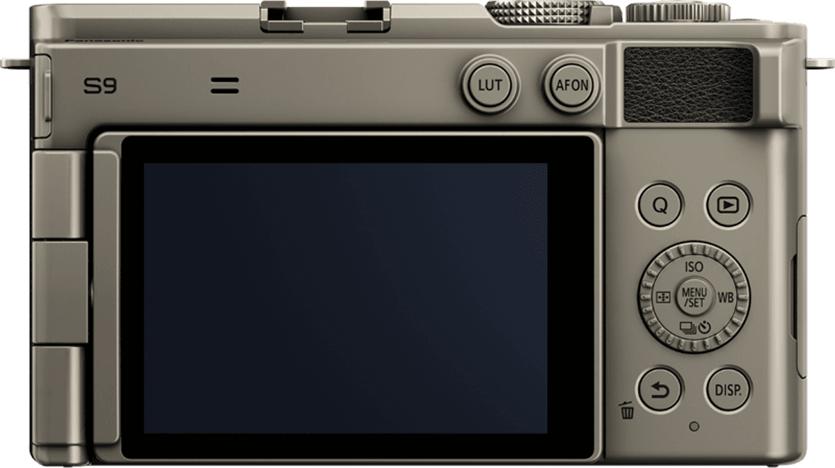 Panasonic Lumix S9 Titanium/ Black 18-40mm F/4.5-6.3