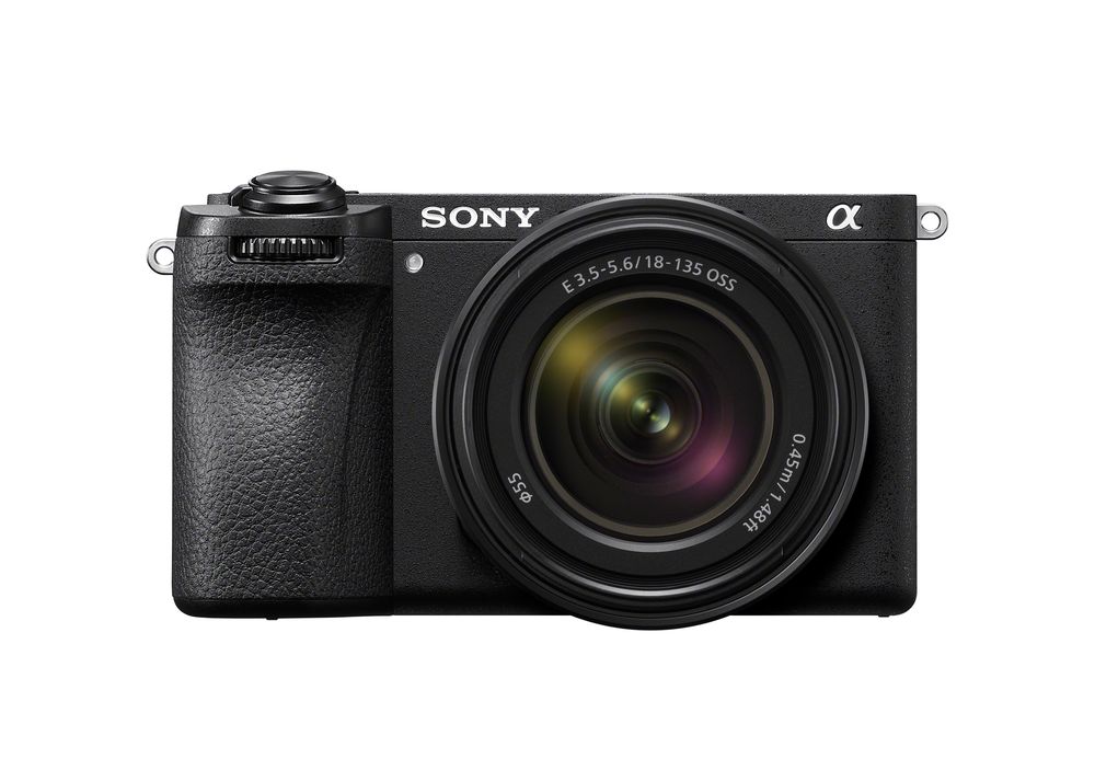 Sony A6700 + 18-135mm f/3.5-5.6 OSS