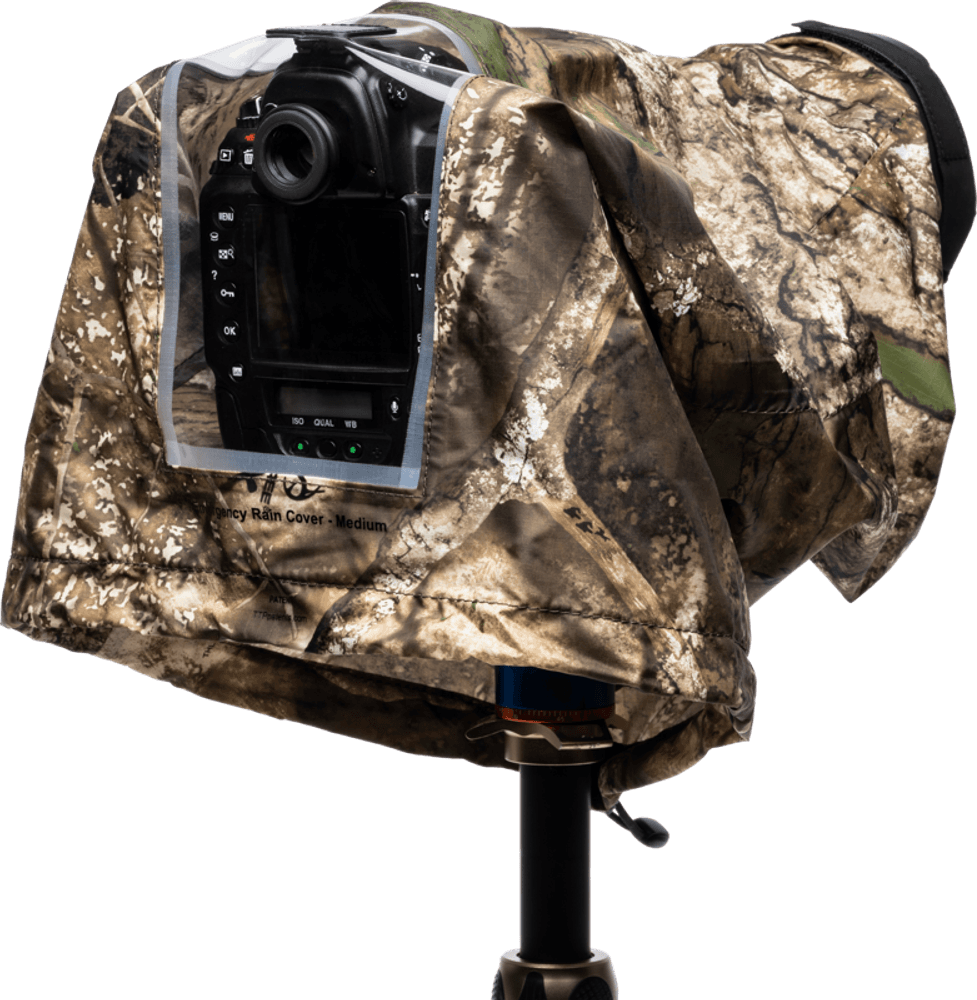 Think Tank Emergency Rain Cover I RealTree APX Camo (Medium)